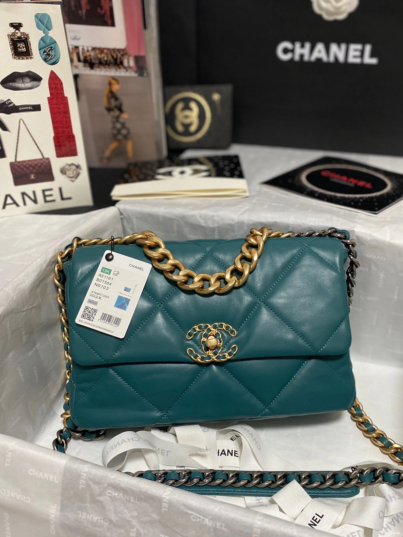 First Bag Ru FLAP BAG CHANEL 19 0721